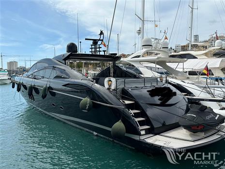 Sunseeker Predator 82