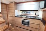 Sealine SC42 - 13 - Galley