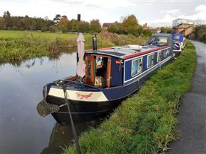 East West Marine 44ft Cruiser Stern called Suenos