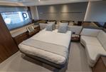 Princess Yachts S62