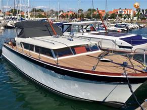 Chris-Craft Roamer Express Deluxe