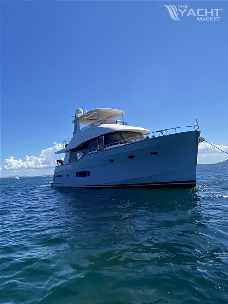OUTER REEF Trident 620