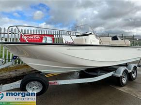 BOSTON WHALER MONTAUK 190