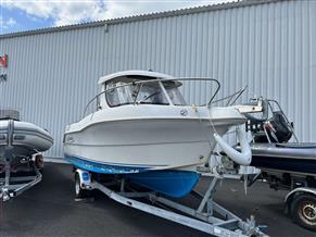 QUICKSILVER QUICKSILVER 640 PILOTHOUSE