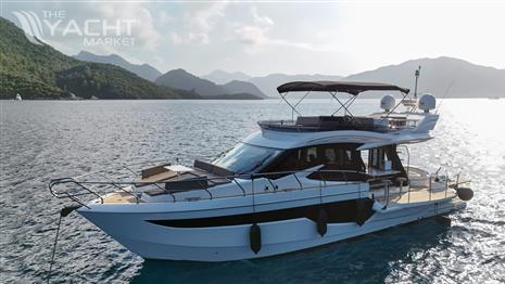 Galeon 500 Fly