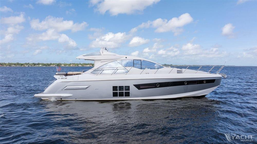 2015 Azimut