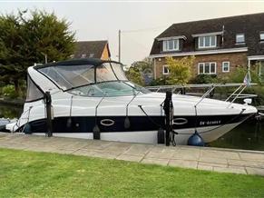 Maxum 2700 SE