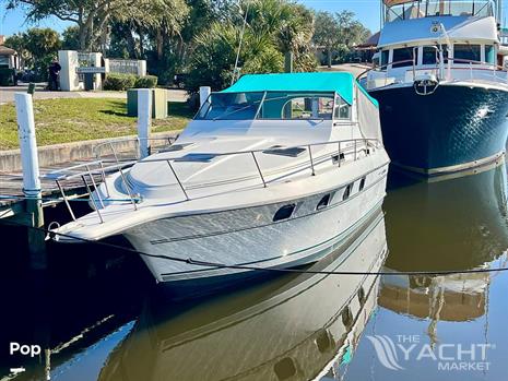Cruisers Yachts Esprit 3370 - 1991 Cruisers Yachts Esprit 3370 - Photo #1