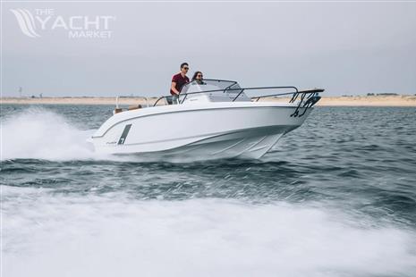 Beneteau FLYER 7 SUNDECK