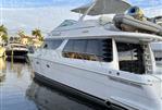 Carver 530 Voyager Pilothouse