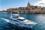 Fairline Squadron 65 - Fairline Squadron 65