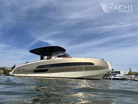 INVICTUS INVICTUS GT320