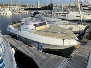 BENETEAU FLYER 850 SUNDECK