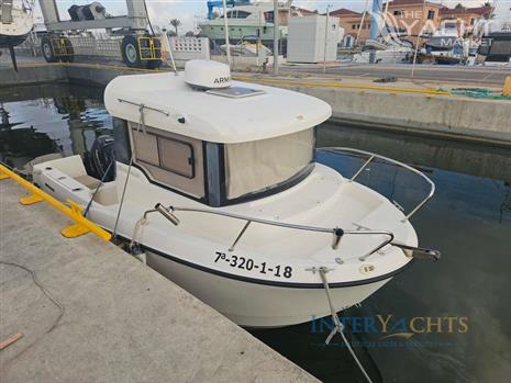 QUICKSILVER QUICKSILVER PILOTHOUSE 555