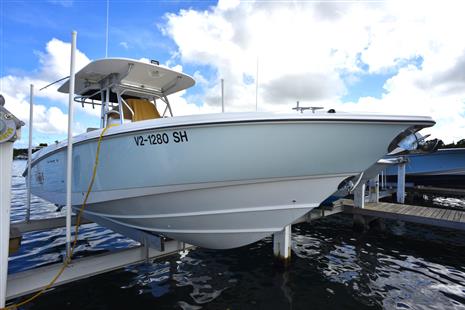 Boston Whaler 320 Outrage