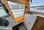 Aquastar  27 aft cabin - Aquastar 27 - window