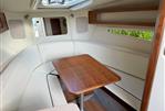 Sea Ray 265 Sundancer - Cabin seating