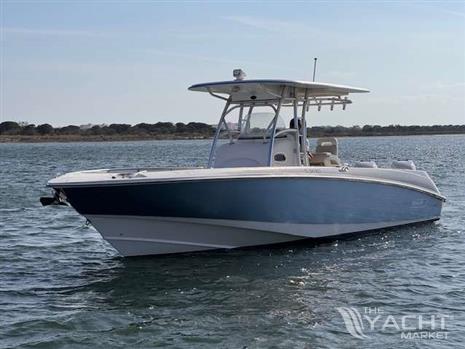 BOSTON WHALER OUTRAGE 320