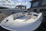 Bayliner Element E5