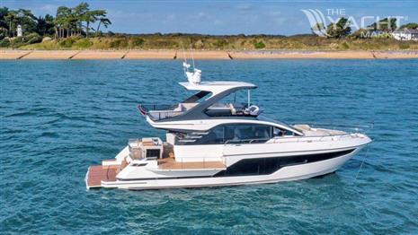 Fairline Squadron 58