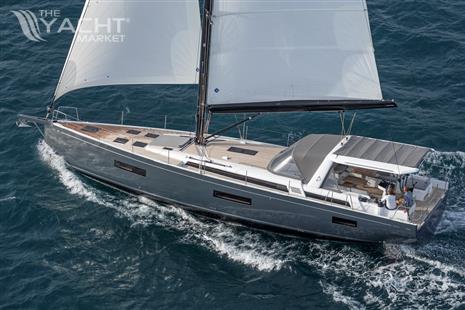 Beneteau Oceanis Yacht 60 - Default Image