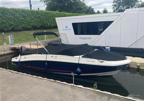 Bayliner VR6 Bowrider