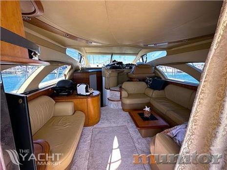 Azimut  50 Fly