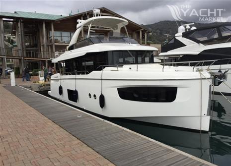 Absolute Navetta 52