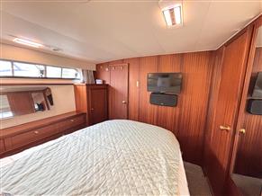 Broom Ocean 34