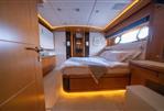 CRN Ferretti Customline