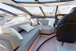 Sunseeker Predator 74 XPS - 6 - Helm