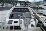 SUNSEEKER MANHATTAN 52