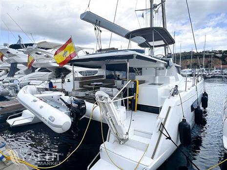 FOUNTAINE PAJOT HELIA 44