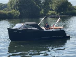 Corsiva 650 Tender