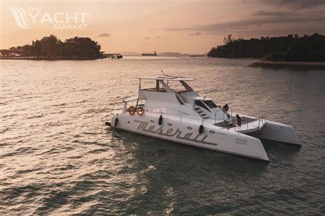 Stealth 47 Powercat