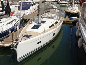 Hanse 388