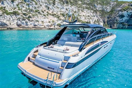 Princess Yachts V58