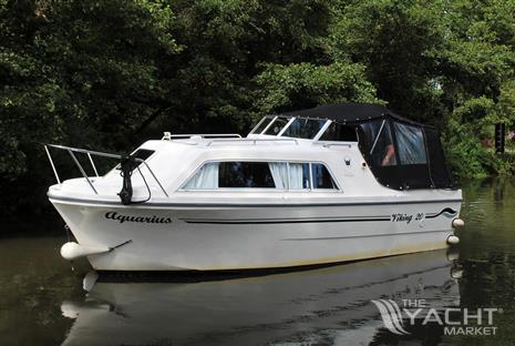 Viking Canal Boats 20 Cockpit Cruiser