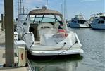 Sea Ray Express Cruiser 410