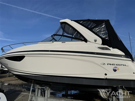 Regal Boats 28 Express