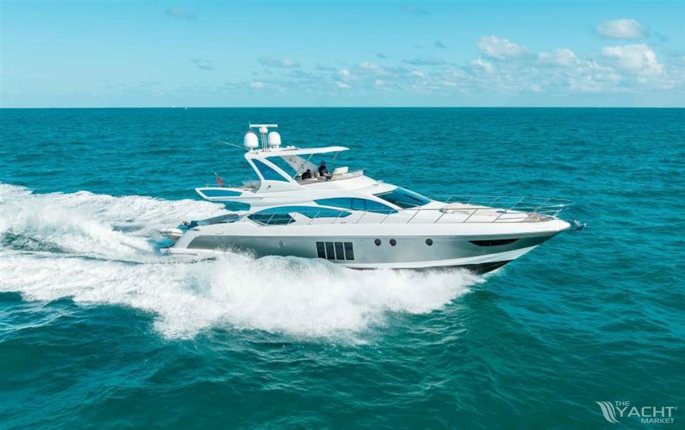 2015 Azimut