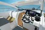 Sealine S335