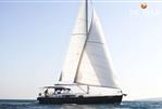 Beneteau Oceanis 50 Family - Picture 2