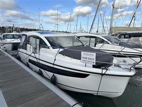 sealine c 335v