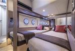 Absolute Navetta 53