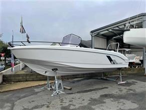 BENETEAU FLYER 8 SPACEDECK