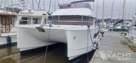 FOUNTAINE PAJOT MY 37