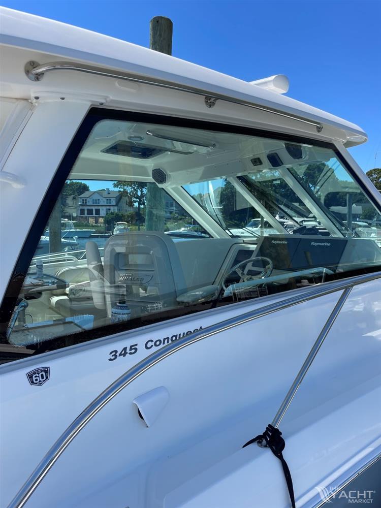 2018 Boston Whaler