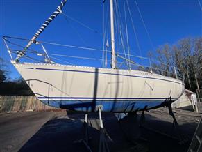 BENETEAU FIRST 28