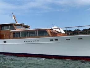 Stephens Flushdeck 65